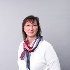  Monika Tholen
