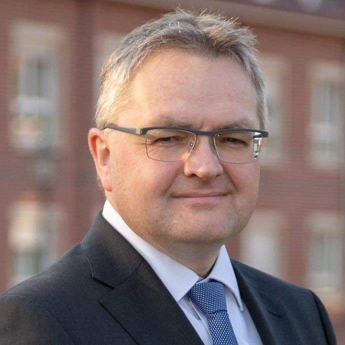  Werner Schrer