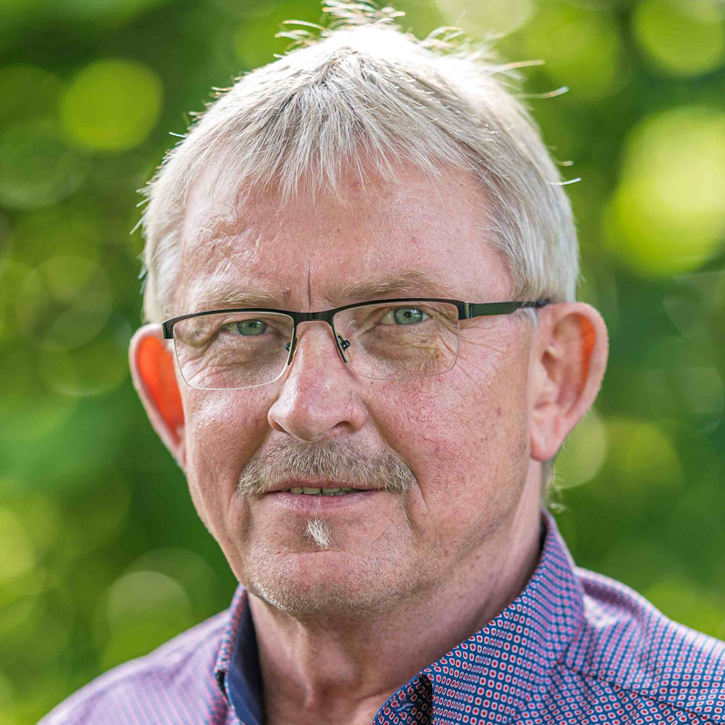  Ludger Feldmann