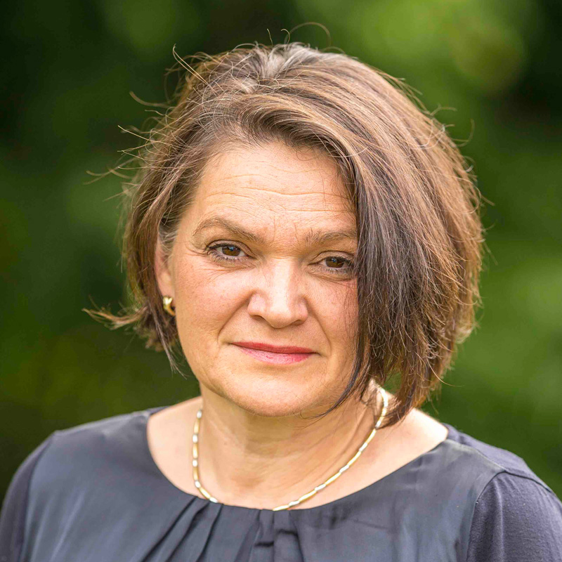 Elke Beelmann