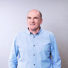  Reinhard Aehlen